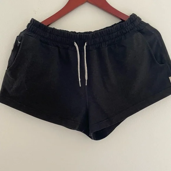 Vouri shorts - Picture 3 of 4